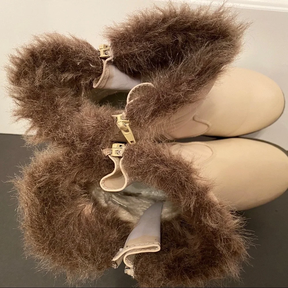 WEATHERPROOF WINTER BOOTS SHOES CREAM FAUX FUR ZIPPER Size 7.5 M